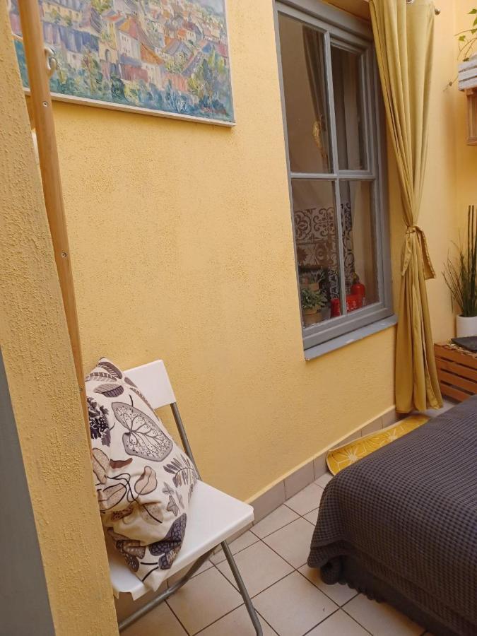 Lares And Penates Apartamento Cracóvia Exterior foto